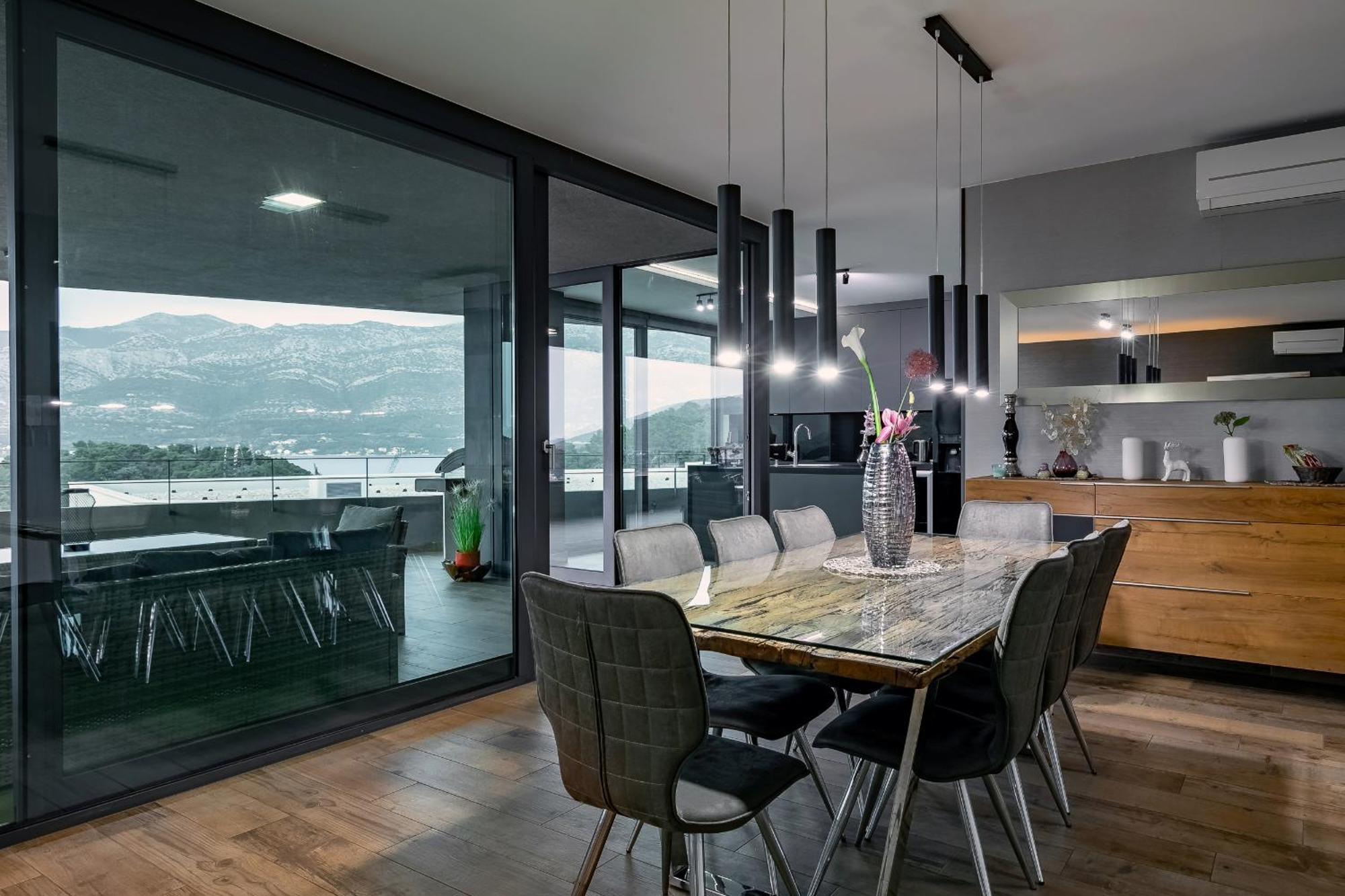 Luxury * Korcula Town